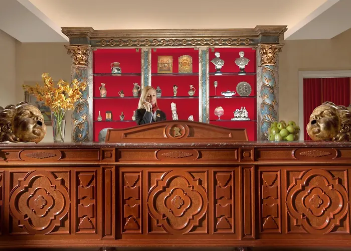 Hotel Raphael - Relais & Chateaux Roma